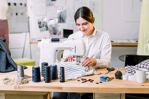Tailor / Seamstress